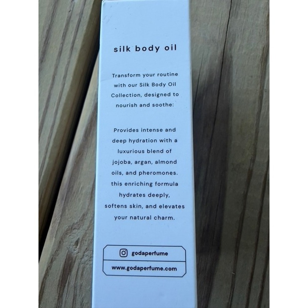 GODA Silk Body Oil - New in Package 1.7 oz 50mL jojoba almond vitamin E - Picture 4 of 6